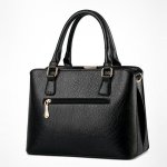 Kožená luxusní velká černá kabelka